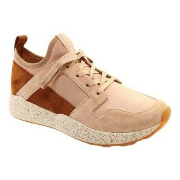 Vince NWT Galvin Chunky Fashion Sneakers - Picture 2 of 10